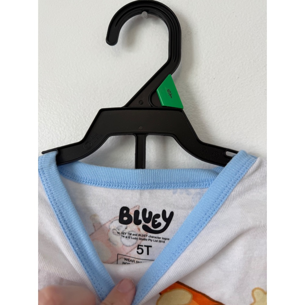 Bluey Kids Pajama Set – Long Sleeve Top & Bottoms – Size 5T – NWT - Picture 3 of 4